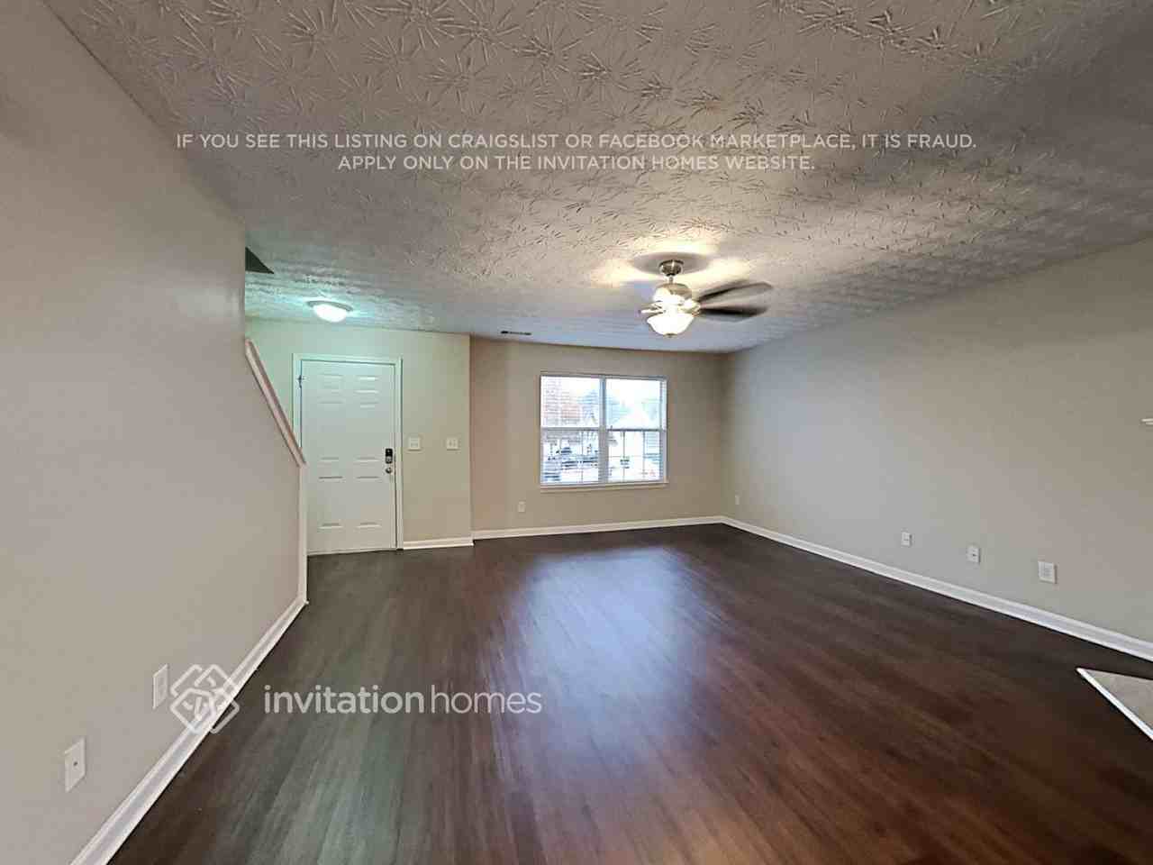 424 Spring Head Ct - Photo 4 of 19