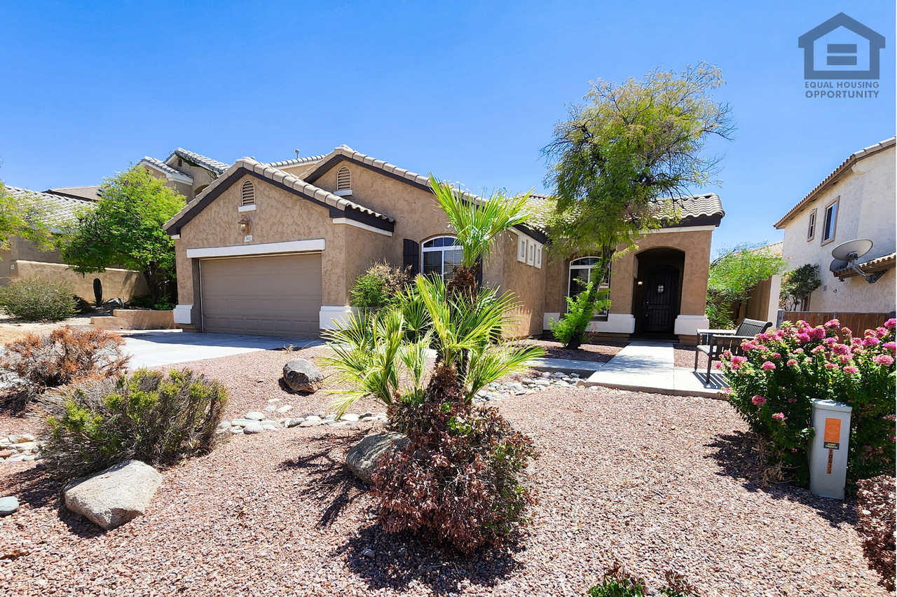 10625 W Salter Dr - Photo 5 of 35