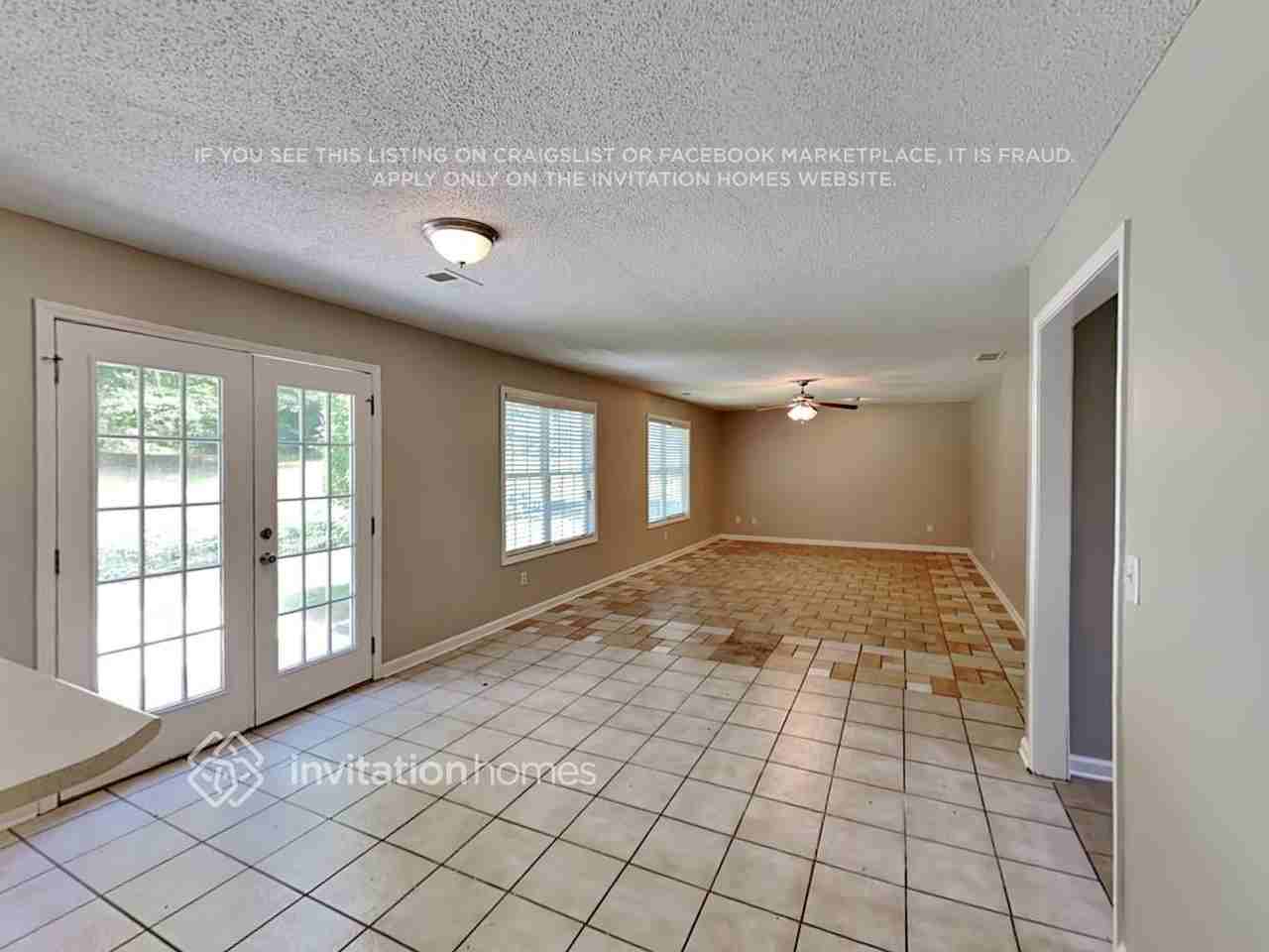 194 Adair Ct - Photo 4 of 21