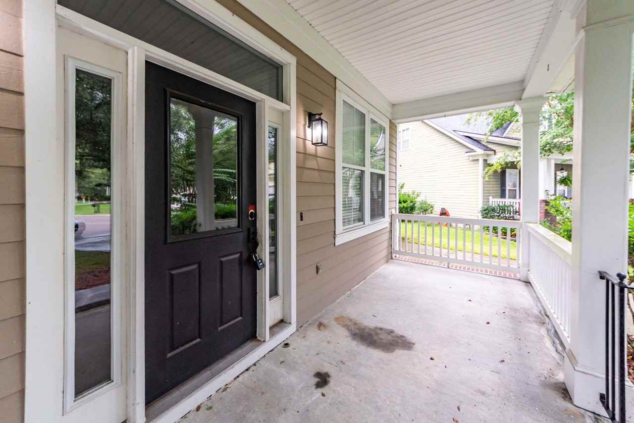 115 Blackwater Dr - Photo 3 of 48