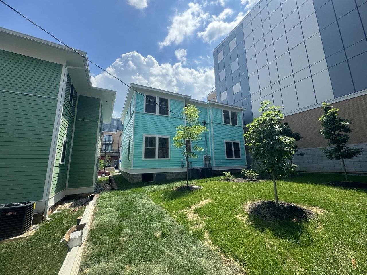 218 S Grant St - Photo 3 of 20