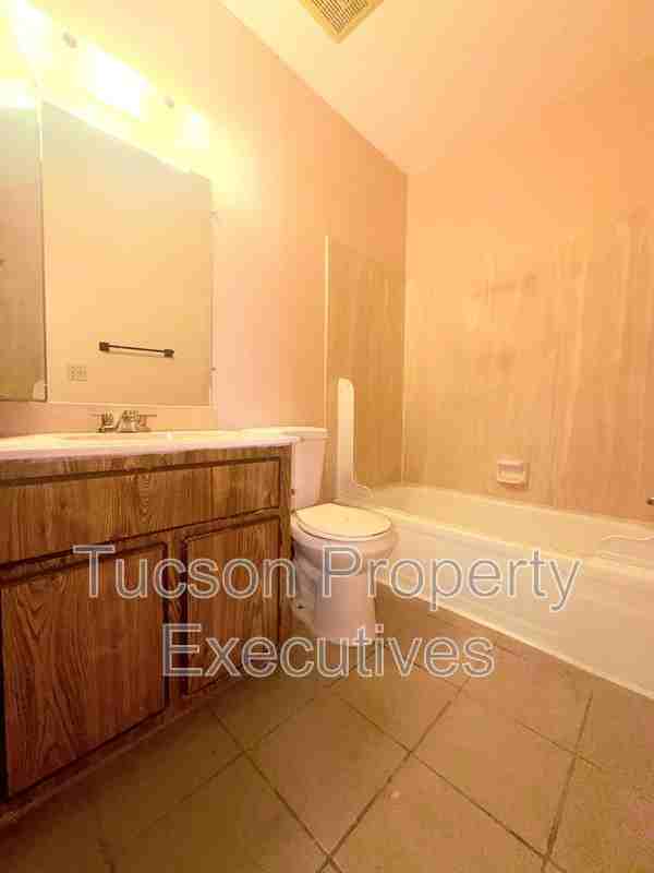 319 E Mohave Rd - Photo 6 of 8