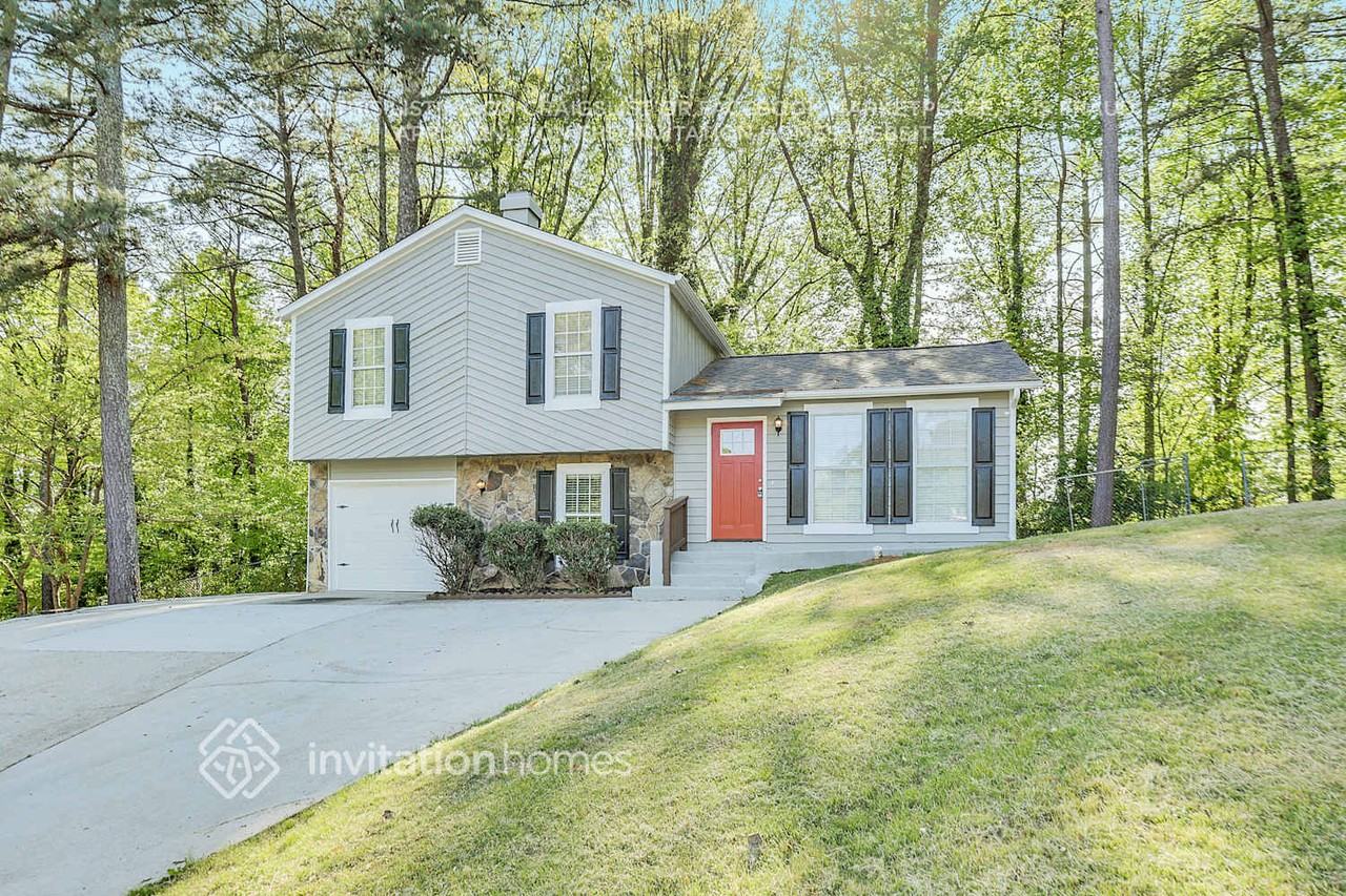 3835 Wood Path Dr - Photo 3 of 24