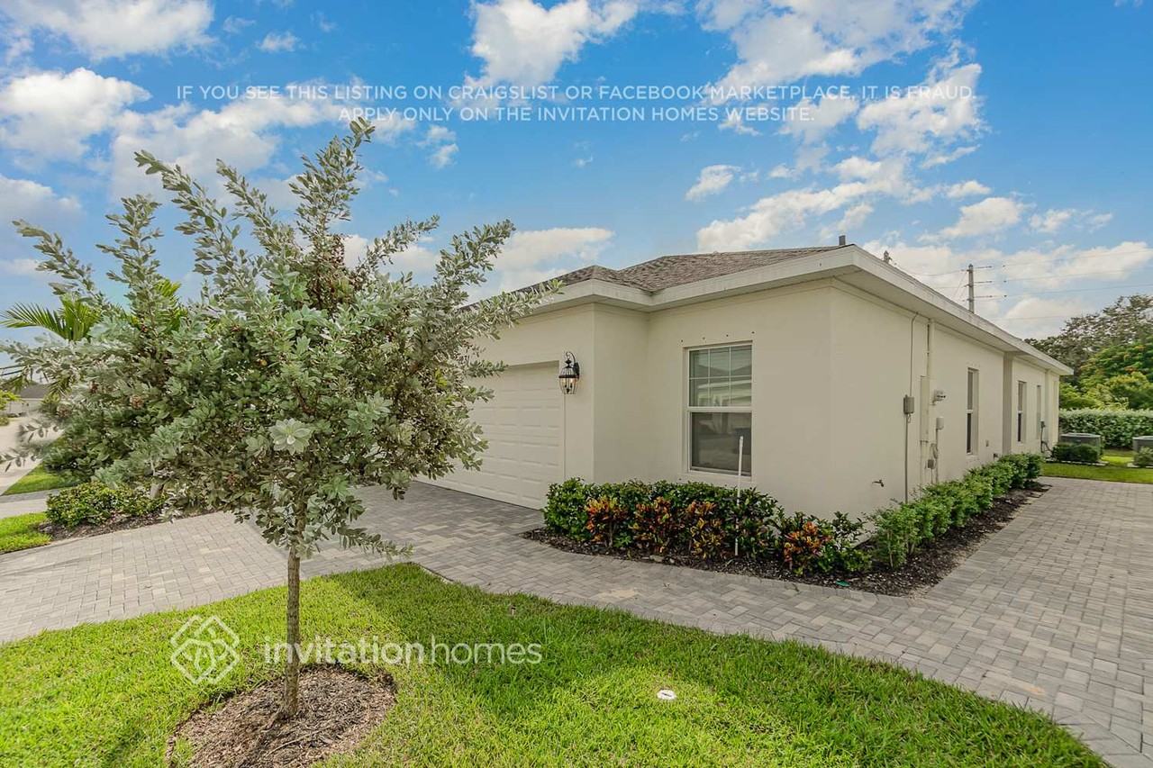 1231 Preston Estates Cir - Photo 2 of 24