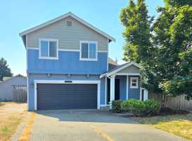 featured image of 6406 35th St Ne