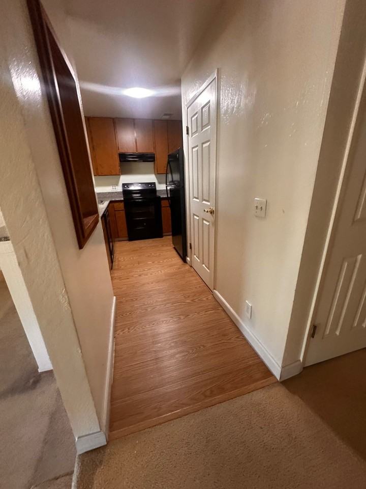 3501 35th Ave #6 - Photo 2 of 26