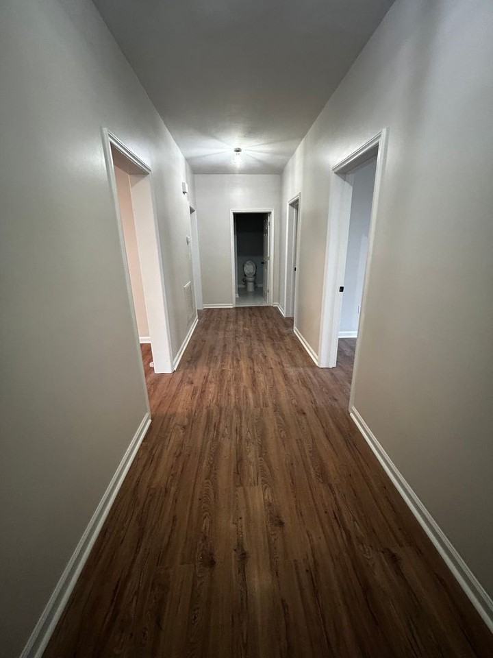 1218 Paxton St - Photo 2 of 14