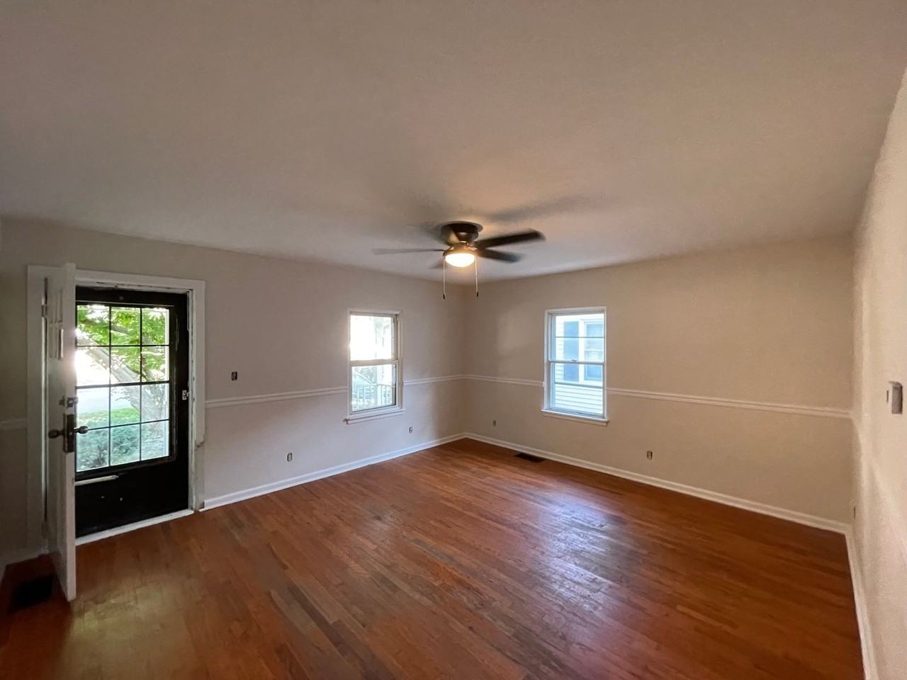 2219 S 15th St - Photo 4 of 24
