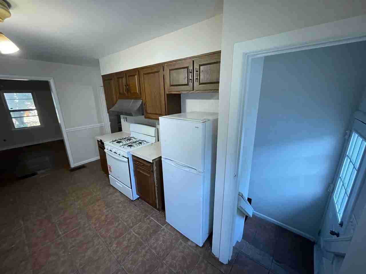 2219 S 15th St - Photo 6 of 24