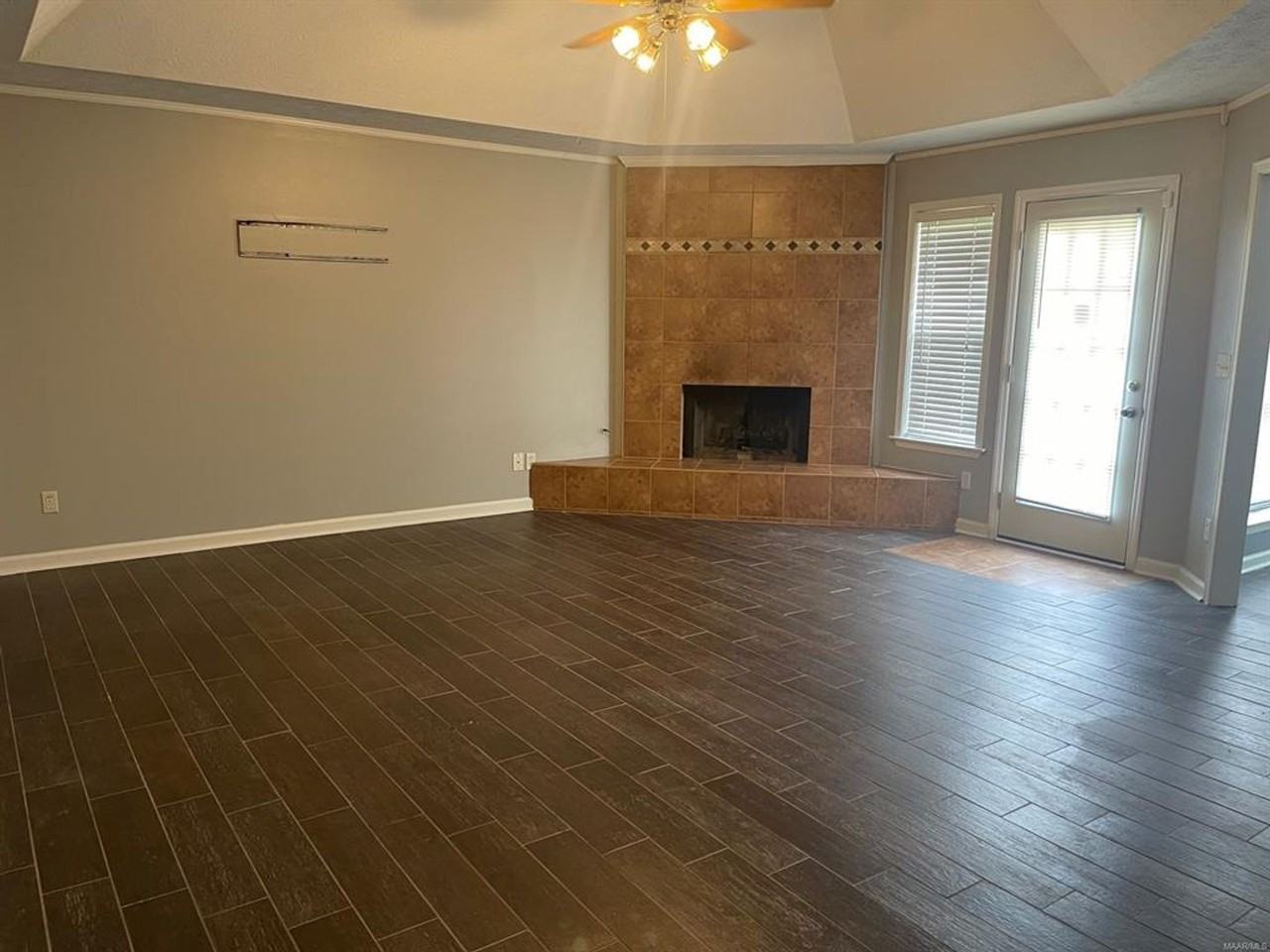 6605 Denham Ct - Photo 2 of 20