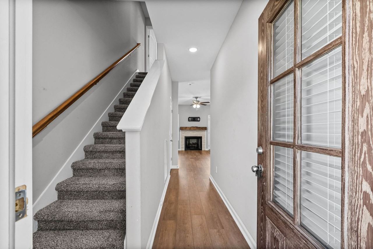 54 E Fork Dr - Photo 4 of 29