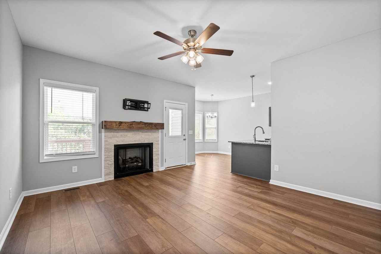 54 E Fork Dr - Photo 5 of 29