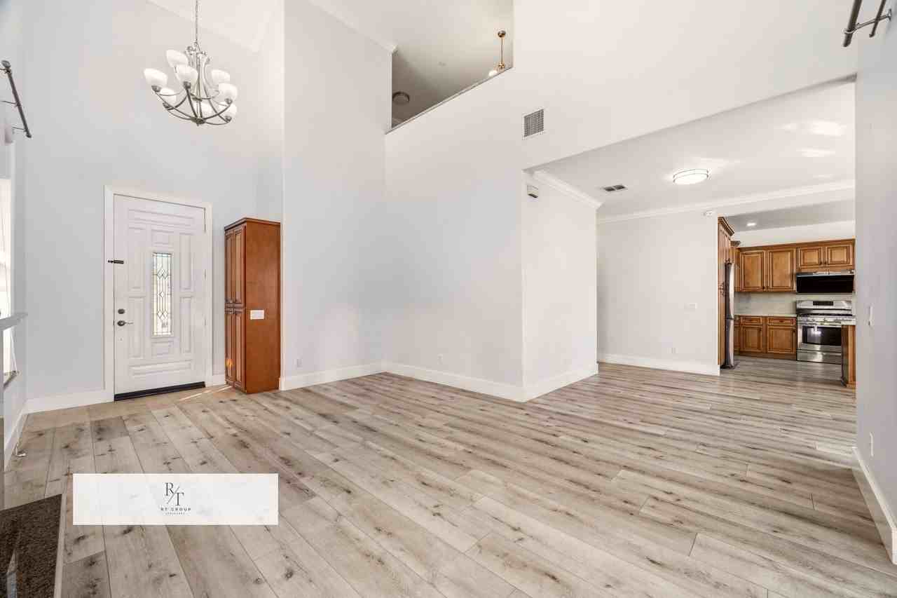 12410 Klingerman St #C - Photo 5 of 39
