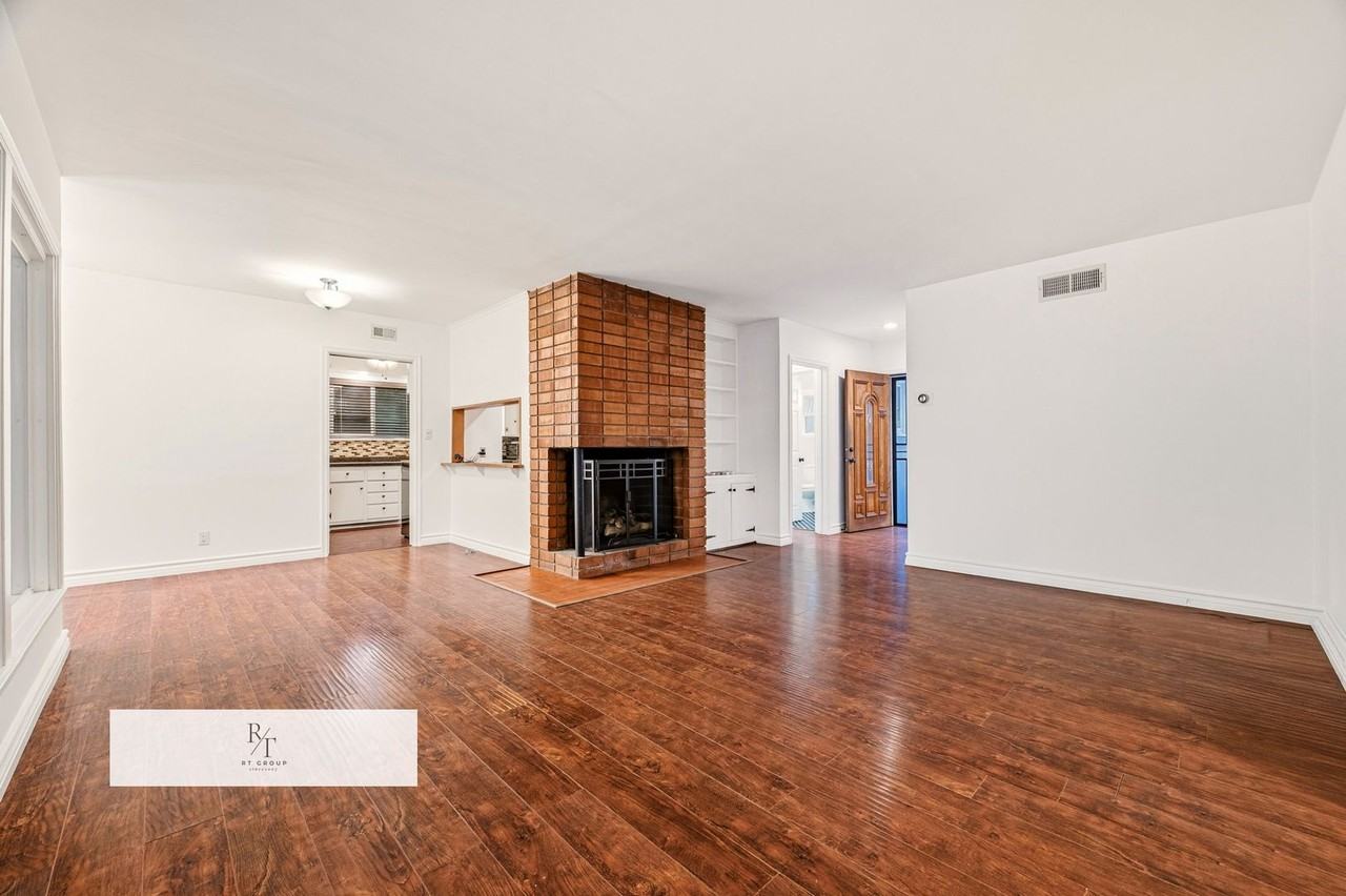 6928 Vanscoy Ave - Photo 3 of 36