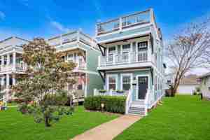 featured image of 1809B 5th Ave N
