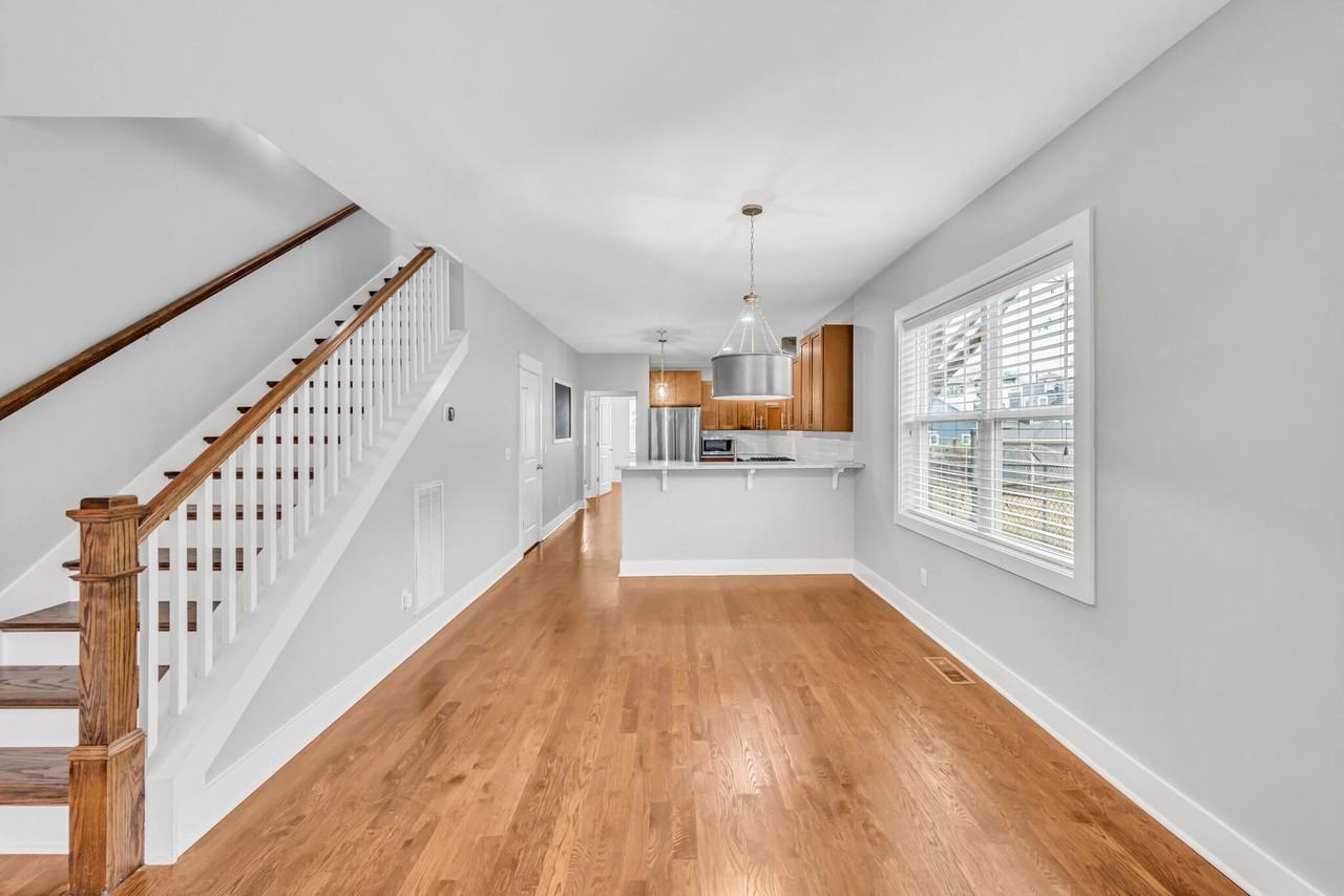1809B 5th Ave N - Photo 5 of 34