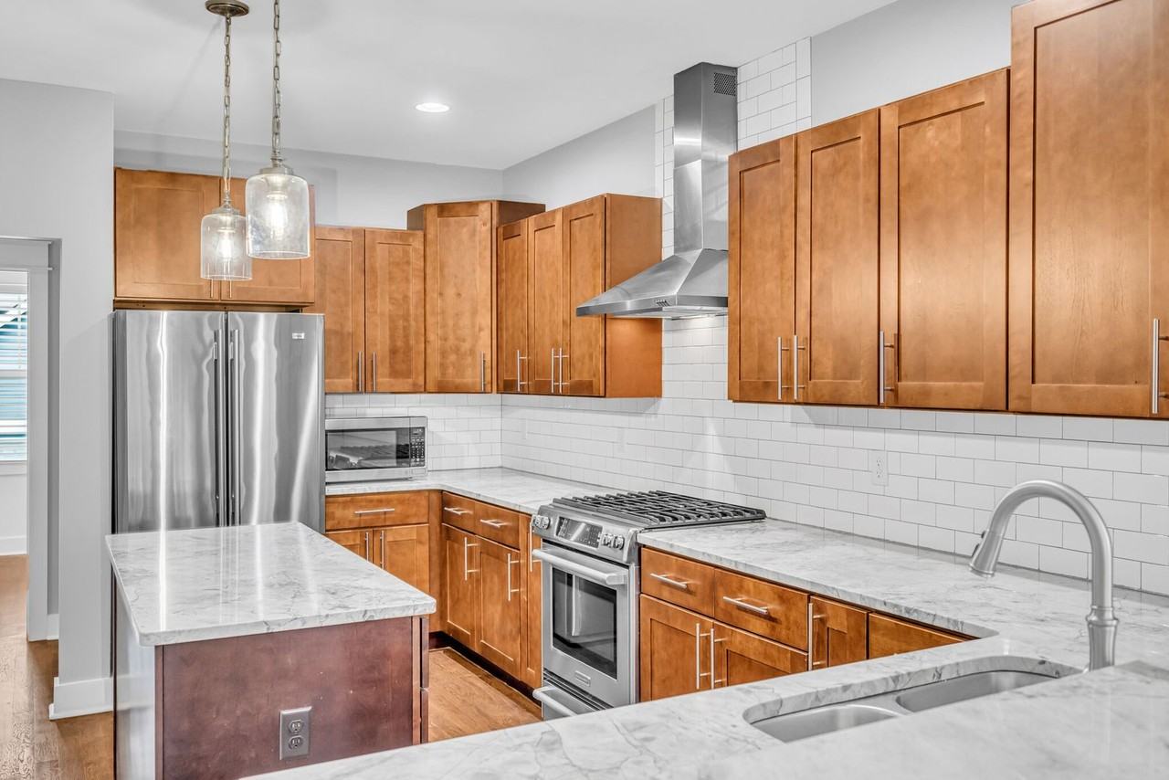 1809B 5th Ave N - Photo 7 of 34