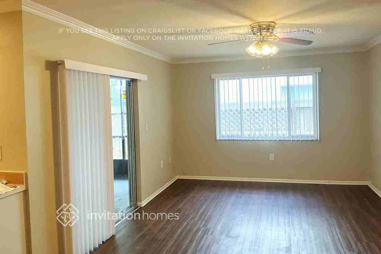 11840 69th Way - Photo 5 of 17