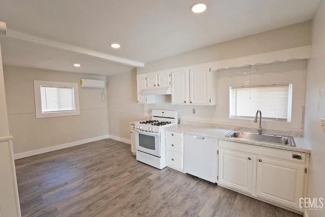 600 1/2 Buchanan St - Photo 3 of 16
