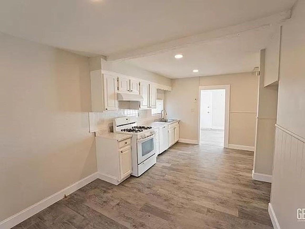 600 1/2 Buchanan St - Photo 4 of 16