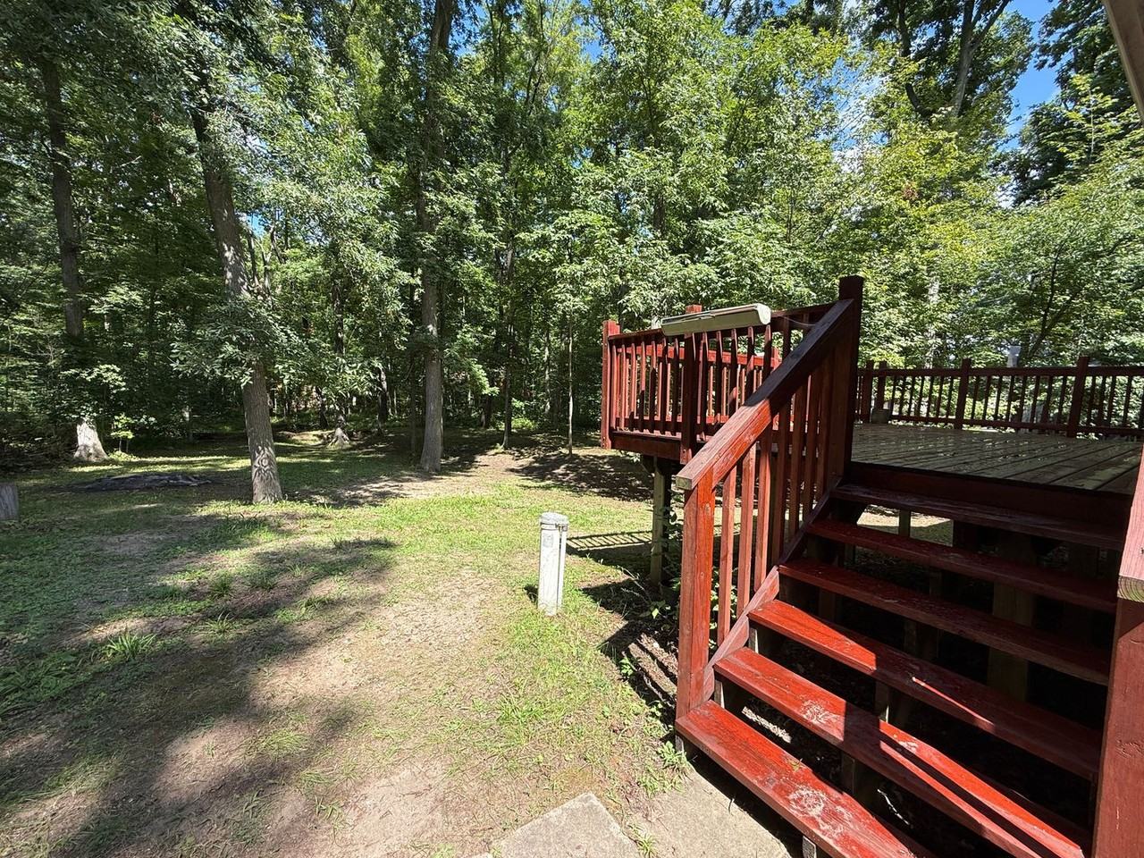 7366 Surrey Dr - Photo 6 of 35