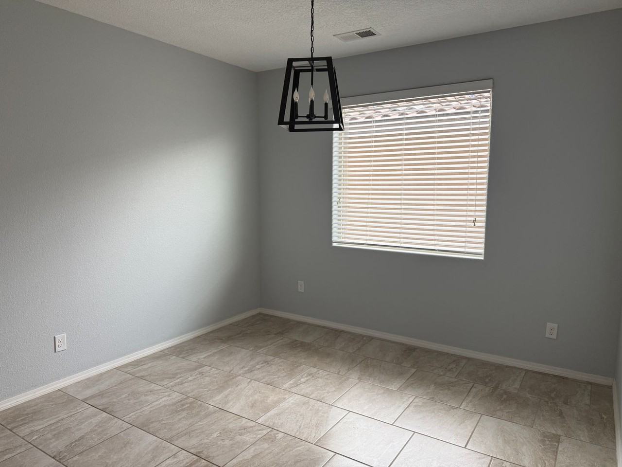 5909 Mafraq Ave Nw - Photo 5 of 21
