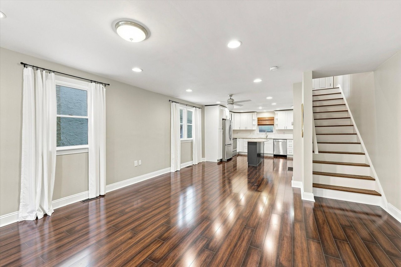 447 E 12th Ave - Photo 2 of 17