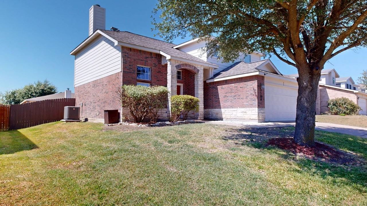 3500 Catalina Dr - Photo 2 of 24