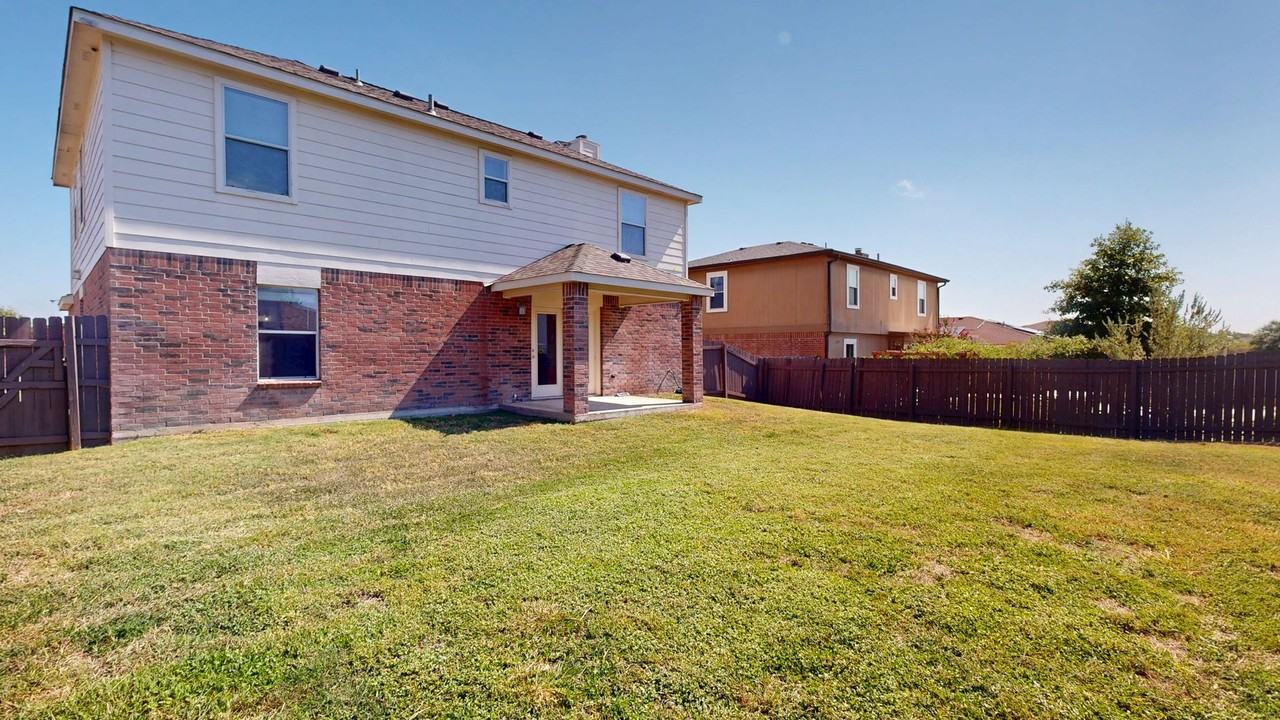 3500 Catalina Dr - Photo 5 of 24