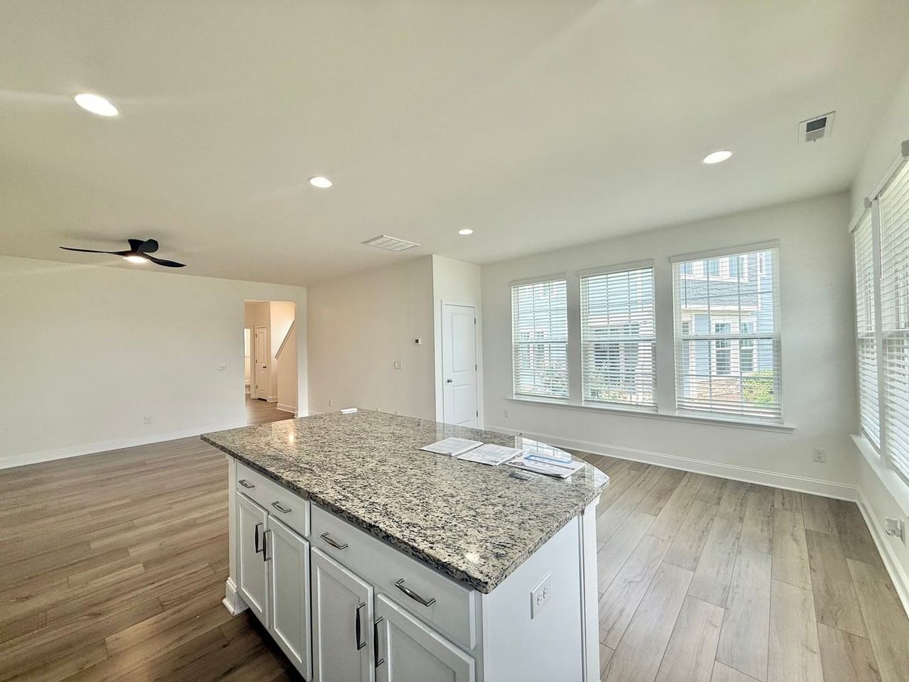 1826 Grassy Falls Ln - Photo 5 of 21