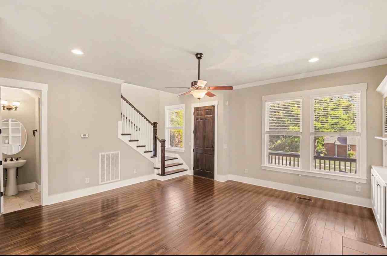 1613A Glen Echo Rd - Photo 2 of 18