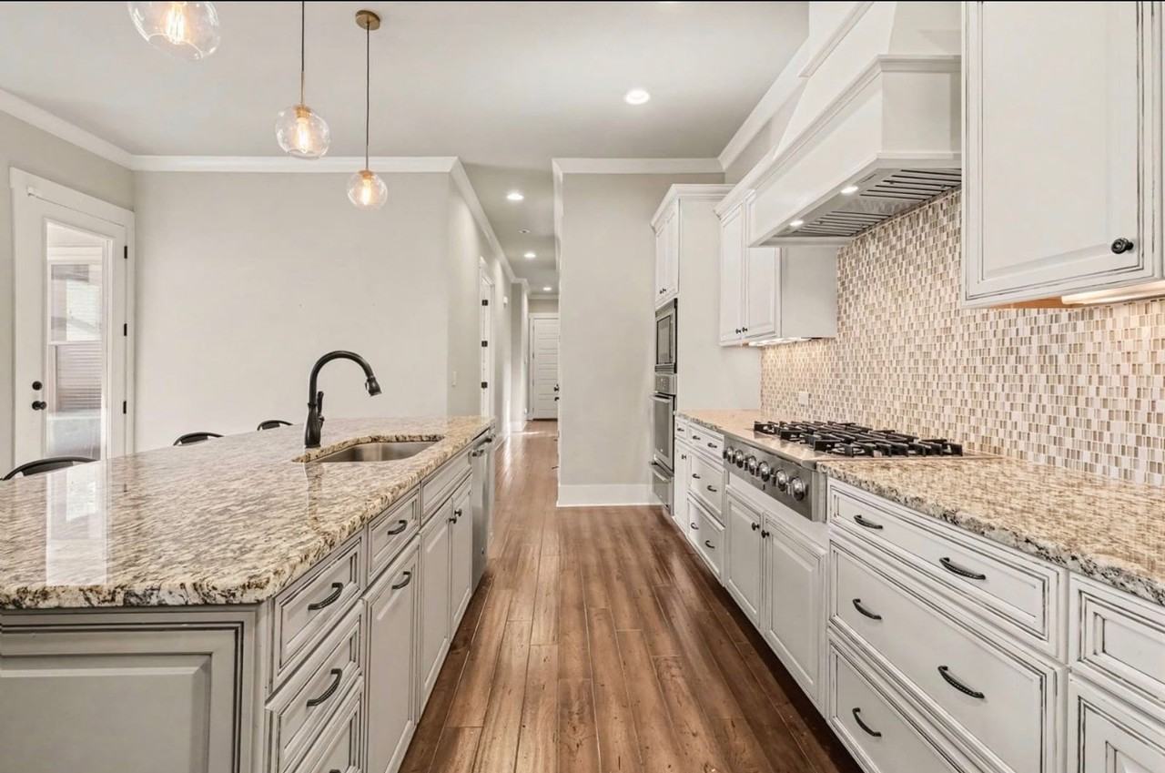 1613A Glen Echo Rd - Photo 7 of 18