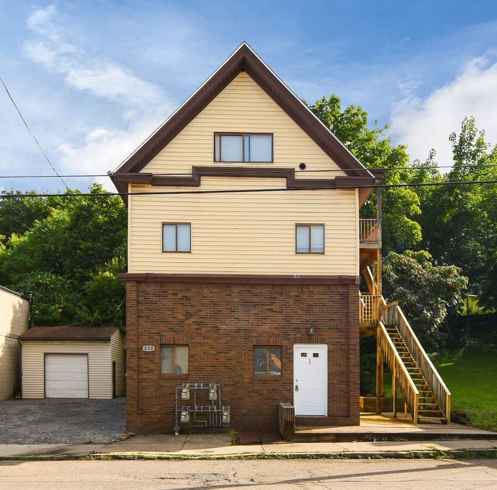 420 Broadway Avenue - Photo 4 of 17