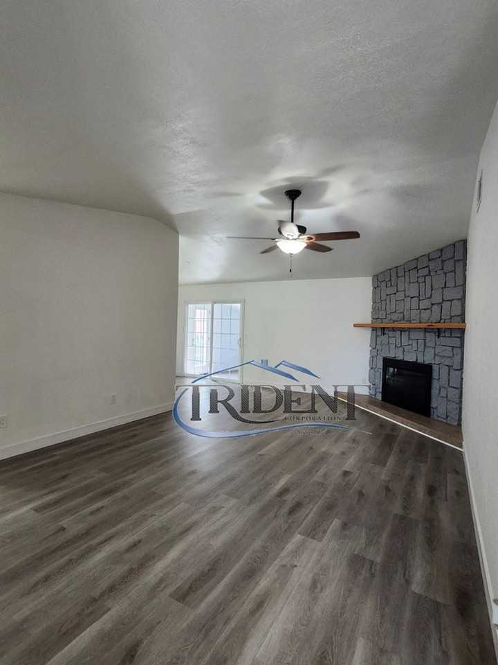 100 Brock Dr - Photo 6 of 29