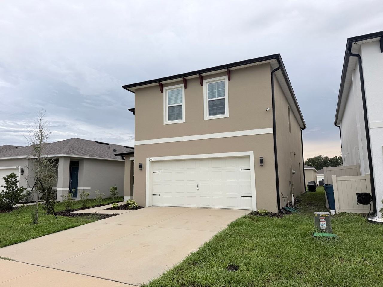 3013 Moulin Rd - Photo 2 of 34