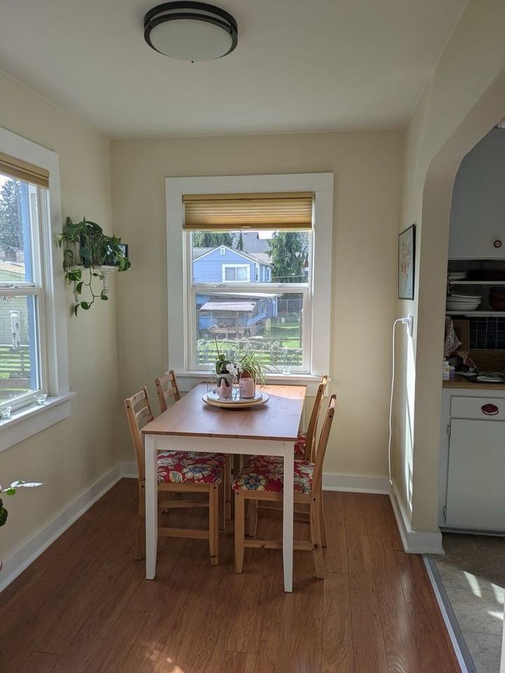 517 N 97th St - Photo 4 of 24
