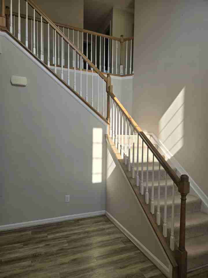 2689 Annapolis Cir - Photo 2 of 40
