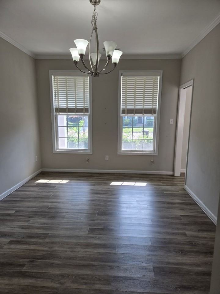 2689 Annapolis Cir - Photo 4 of 40