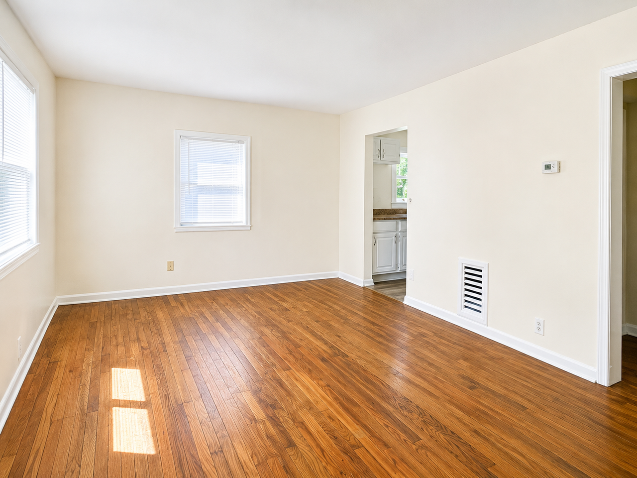 2034 Ferris Rd - Photo 3 of 13