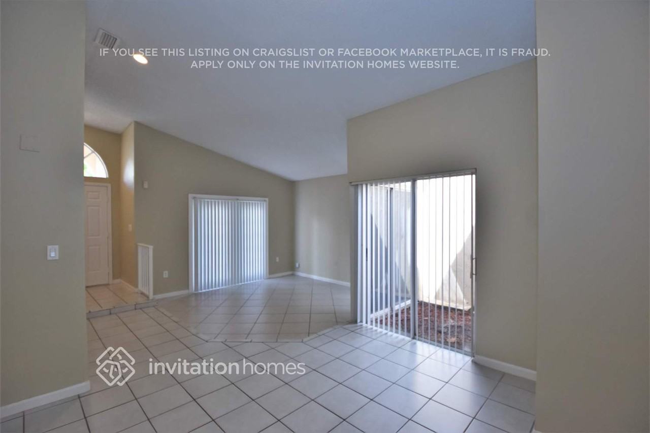 15308 Sw 53rd St - Photo 2 of 14
