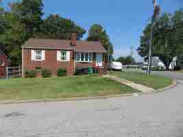 featured image of 412 Mac Arthur Ave