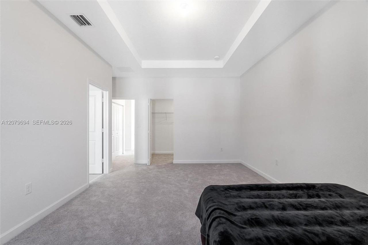 12923 Sw 231st Ter - Photo 7 of 17