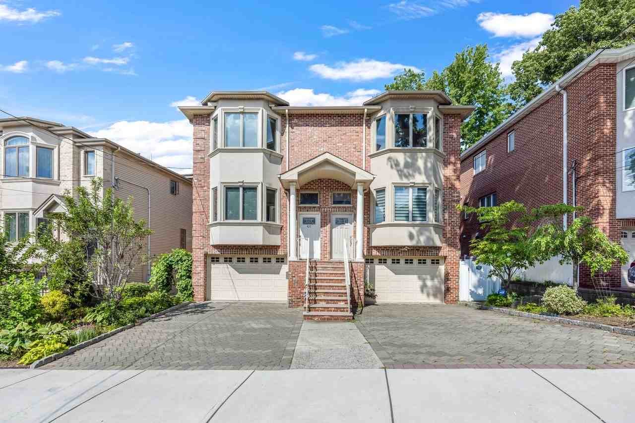 423 Lafayette Ave - Photo 2 of 40