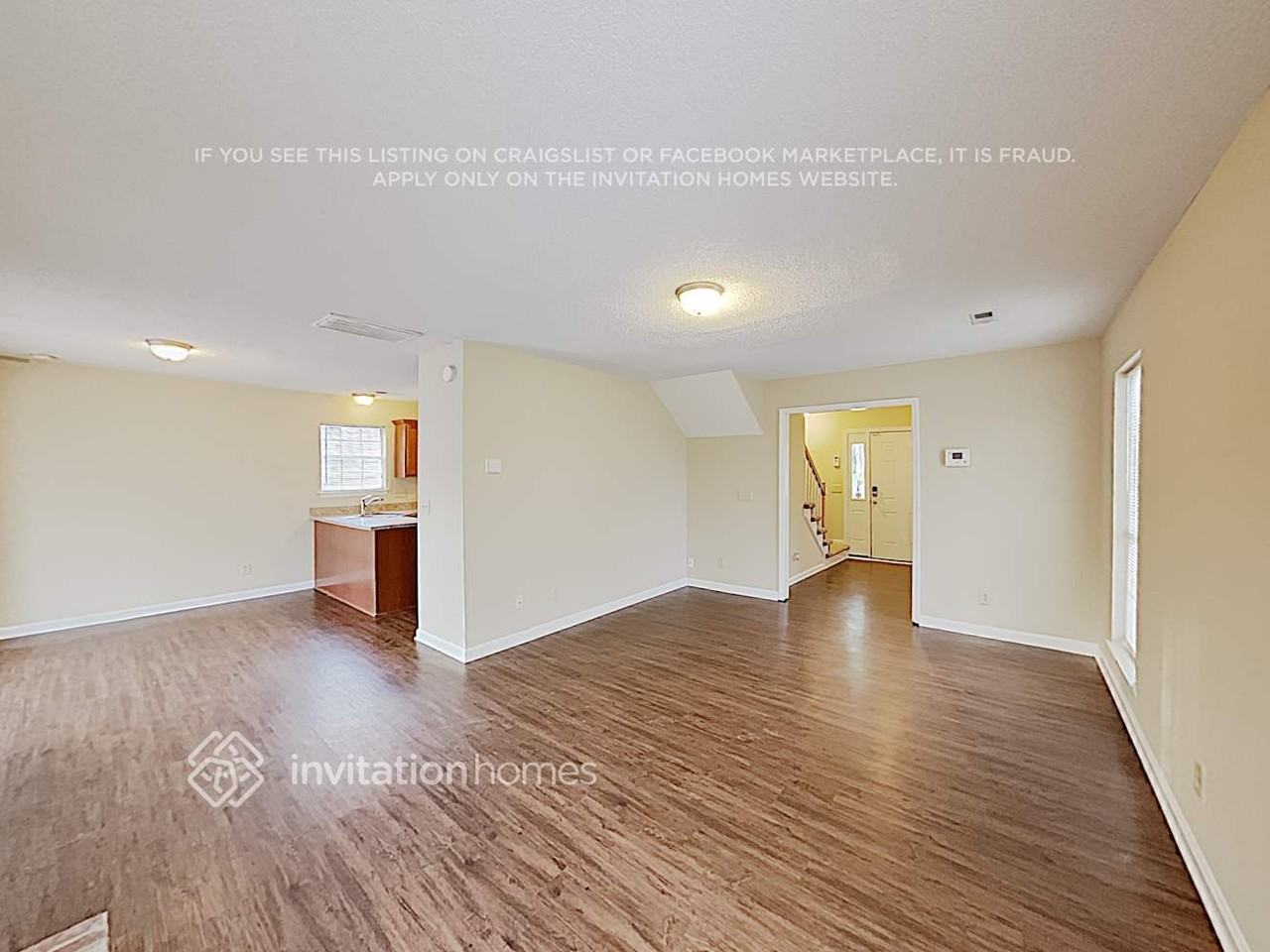 8627 Lockerbie Ln - Photo 6 of 18