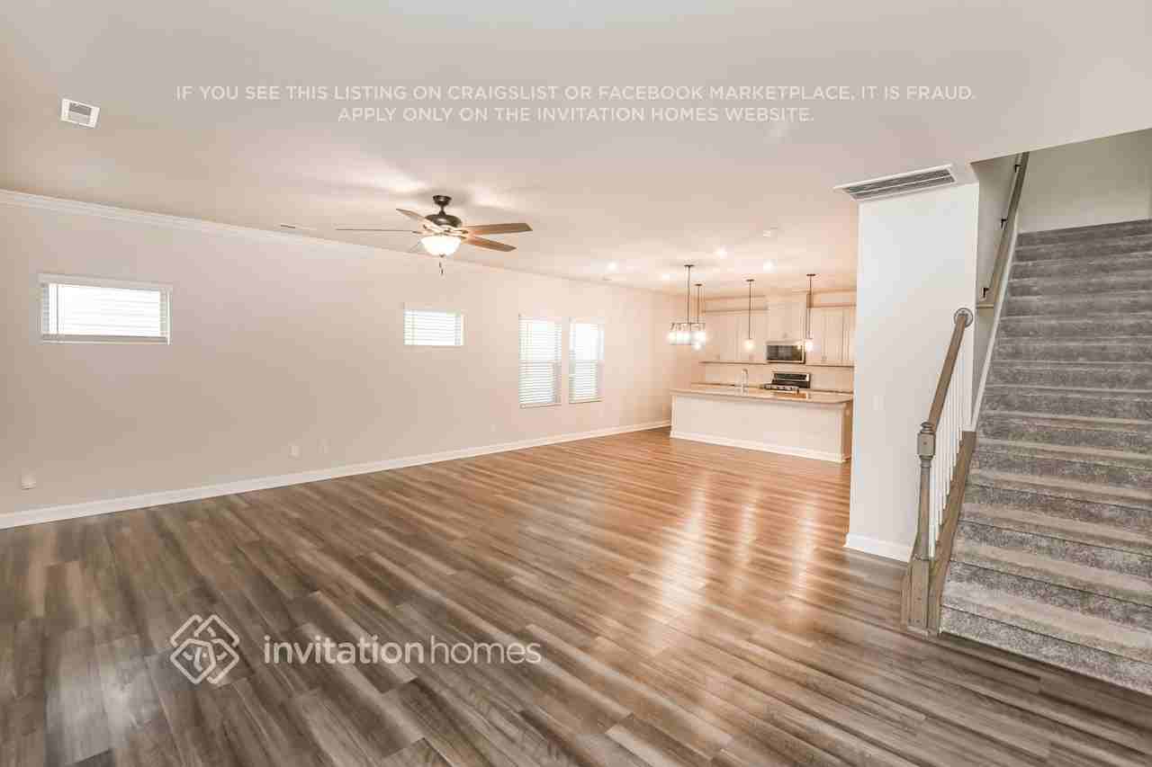 11851 Midnight Way - Photo 3 of 16