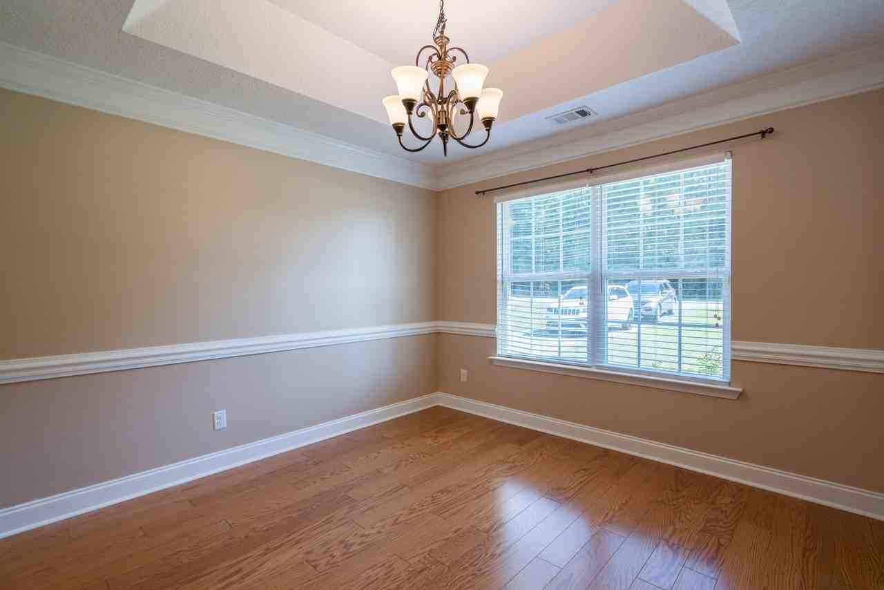 633 Wilkinson Rd Ne #1 - Photo 4 of 50