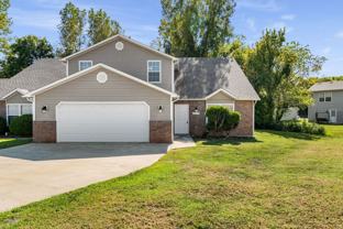 5013-5015 Betty Jean Way - Photo 1 of 1