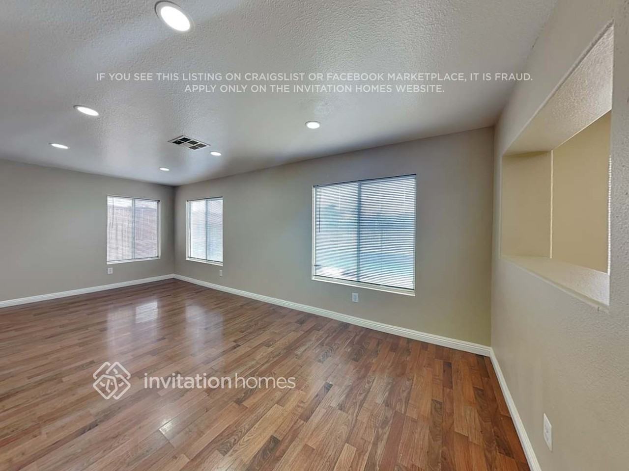 1448 Roadrunner Ln - Photo 4 of 21