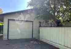 712 W Yosemite Ave - Photo 1 of 1