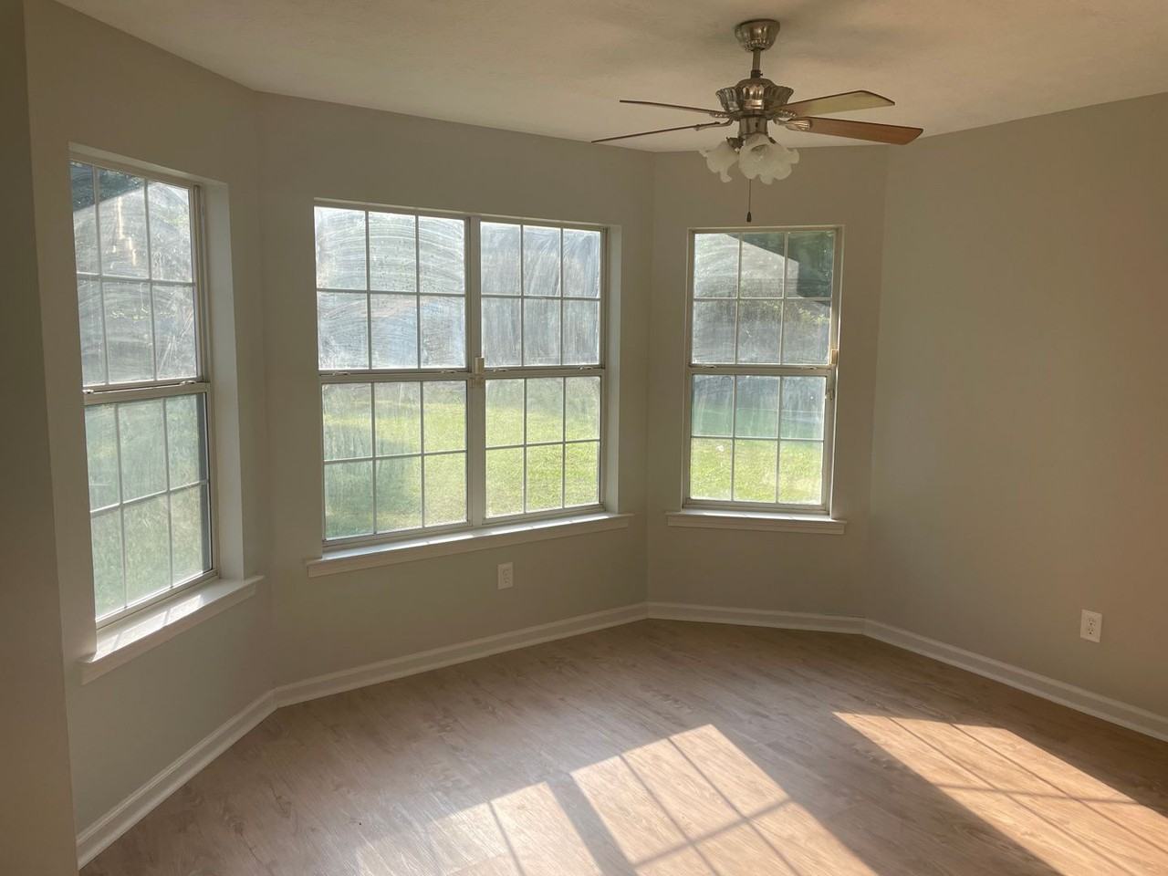 466 West Dr - Photo 6 of 13